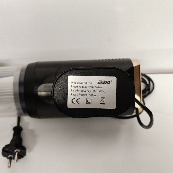 جاروبرقی 600 وات ام دی اچ ال مدل VC835