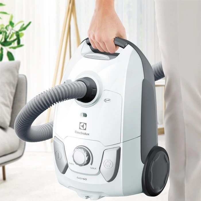 جاروبرقی 750 وات الکترولوکس مدل EEG411W
